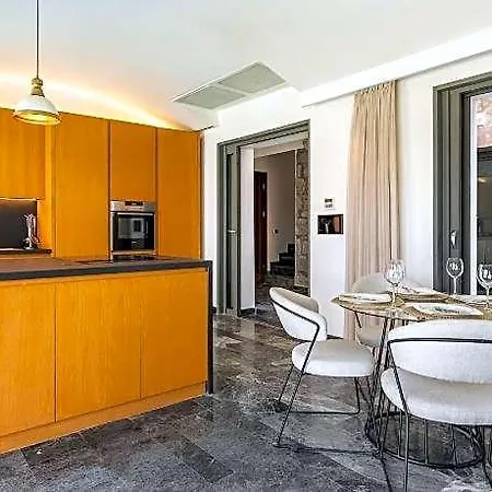 Rams And Bodroombnb Hotel