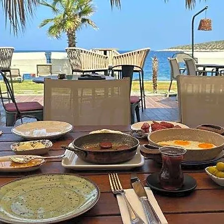 Rams And Bodroombnb Hotel Yalikavak